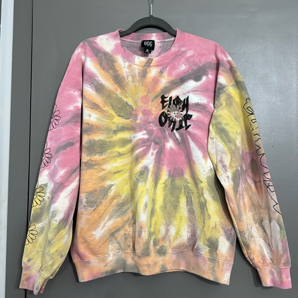 BDG brand Euphoric crew neck sweatshirt size medium
